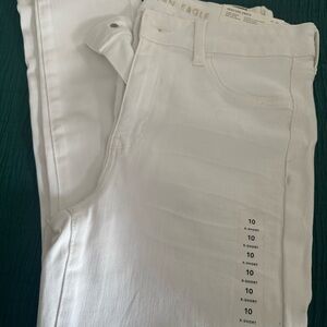 American Eagle White Skinny Jeans